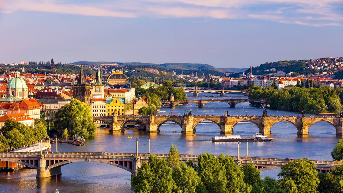 Voos do Aeroporto de Milão–Bérgamo Orio al Serio para a República Checa