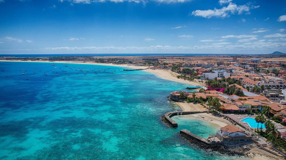 Voos do Aeroporto de Milão–Bérgamo Orio al Serio para Cabo Verde