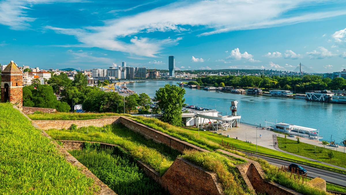 Lety z letiště Letiště Milán–Bergamo Orio al Serio do Srbska